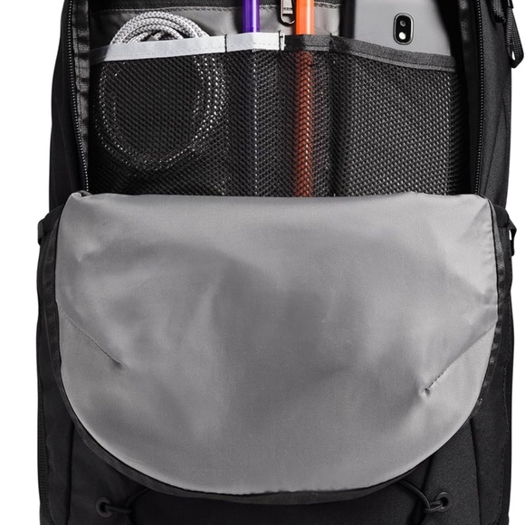 The North Face Jester backpack - Picture 7 of 7